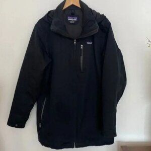 PATAGONIA sz L black 3 in one (outer shell only) h2no has zipper for extra layer